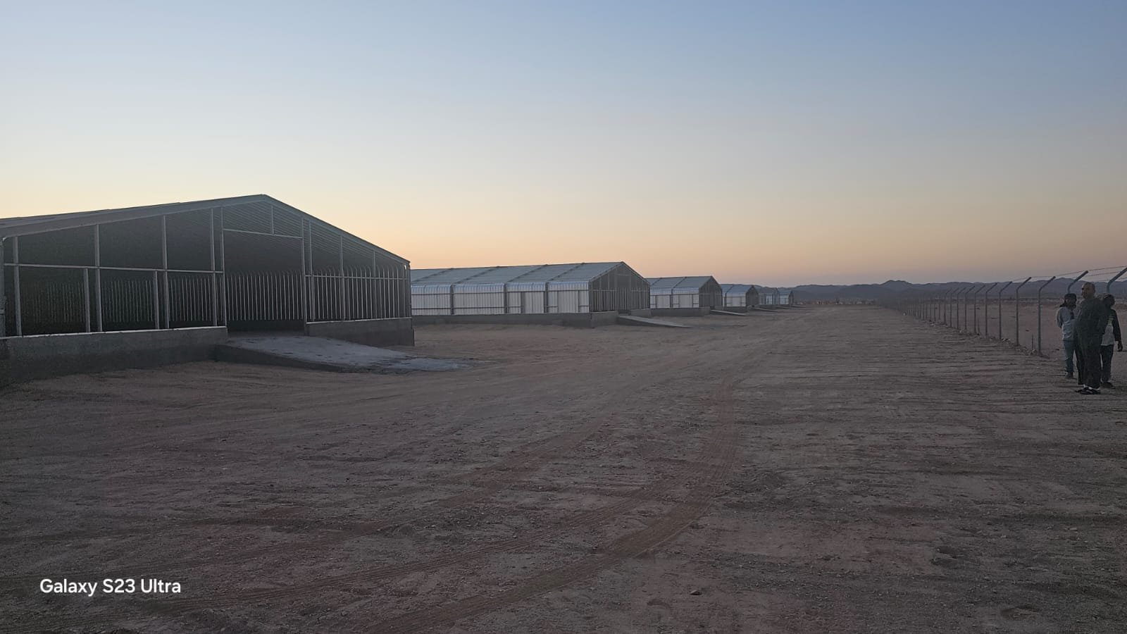 حظائر لاحم متكاملة